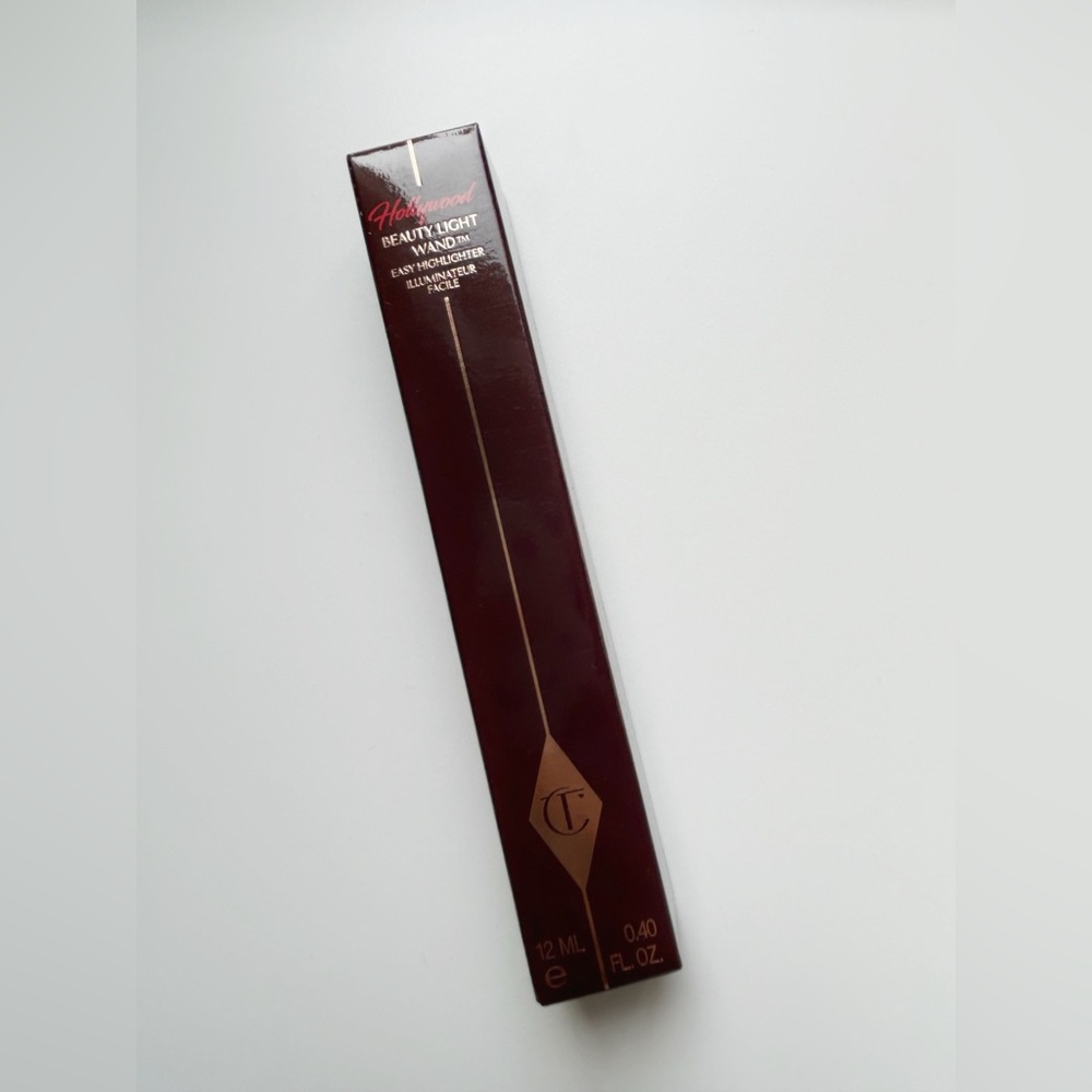 NWT Charlotte Tilbury Beauty Light Wand Highlighter in Spotlight